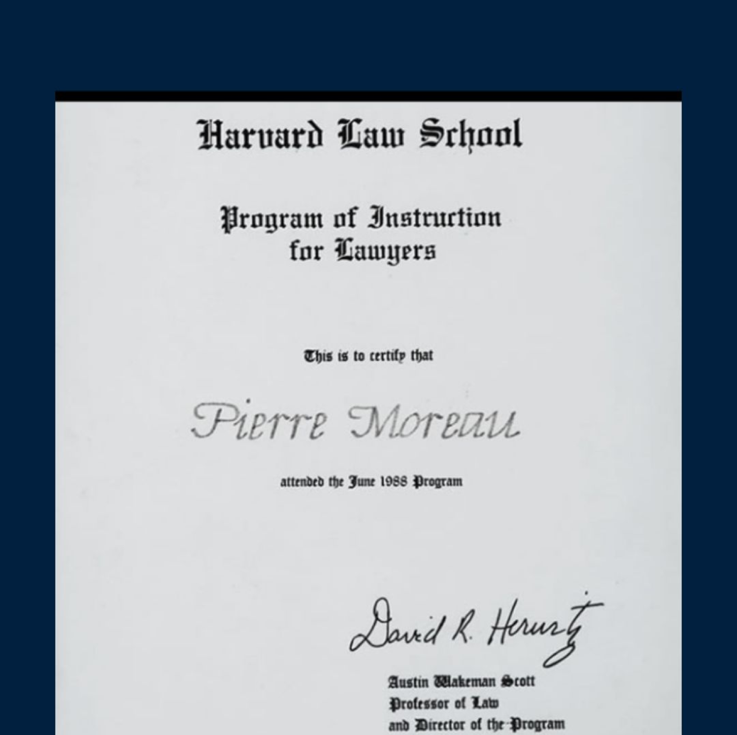 Diploma de programa em Harvard do Dr. Pierre Moreau